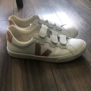 Veja Velcro strap sneakers